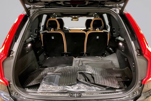 Certified 2024 Volvo XC90 B6 Ultimate w/ Protection Package Premier image 7