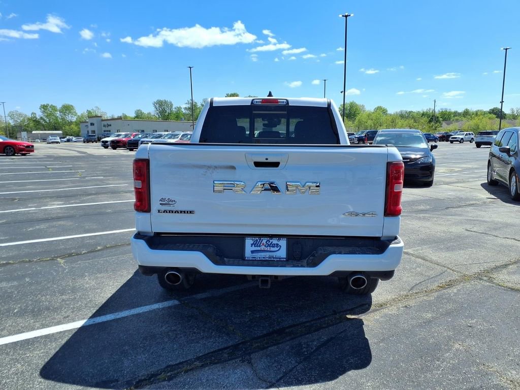 Used 2025 RAM 1500 Laramie w/ Sport Appearance Package AWD/4WD image 6
