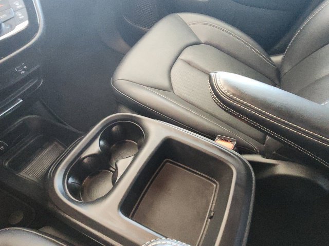 Used 2026 Chrysler Pacifica Select w/ S Appearance Package FWD image 21