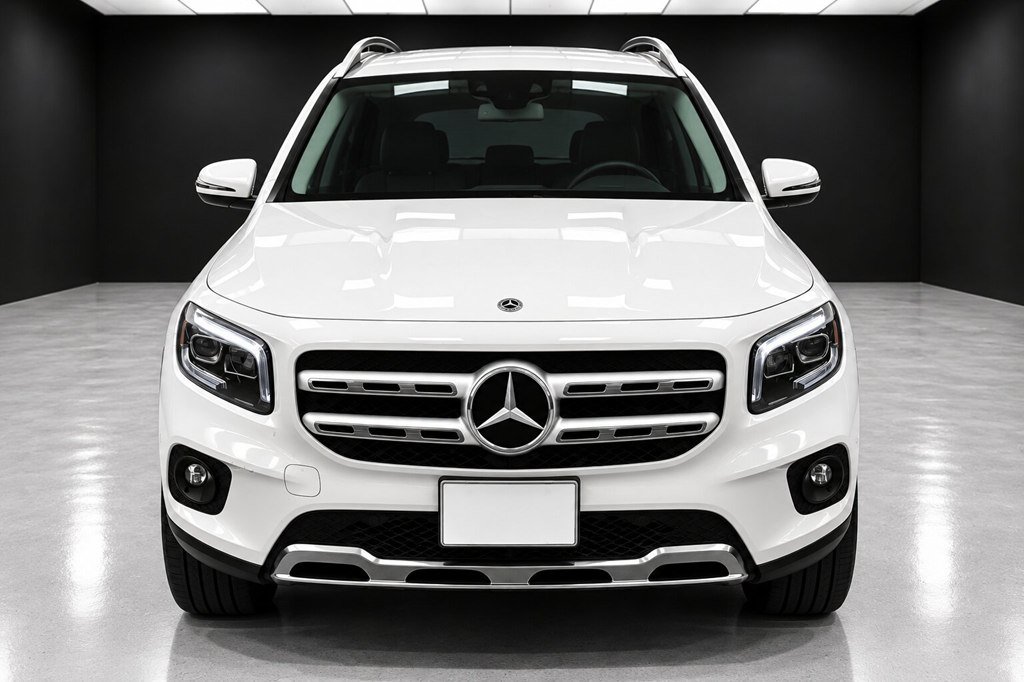 Used 2020 Mercedes-Benz GLB 250 4MATIC image 1