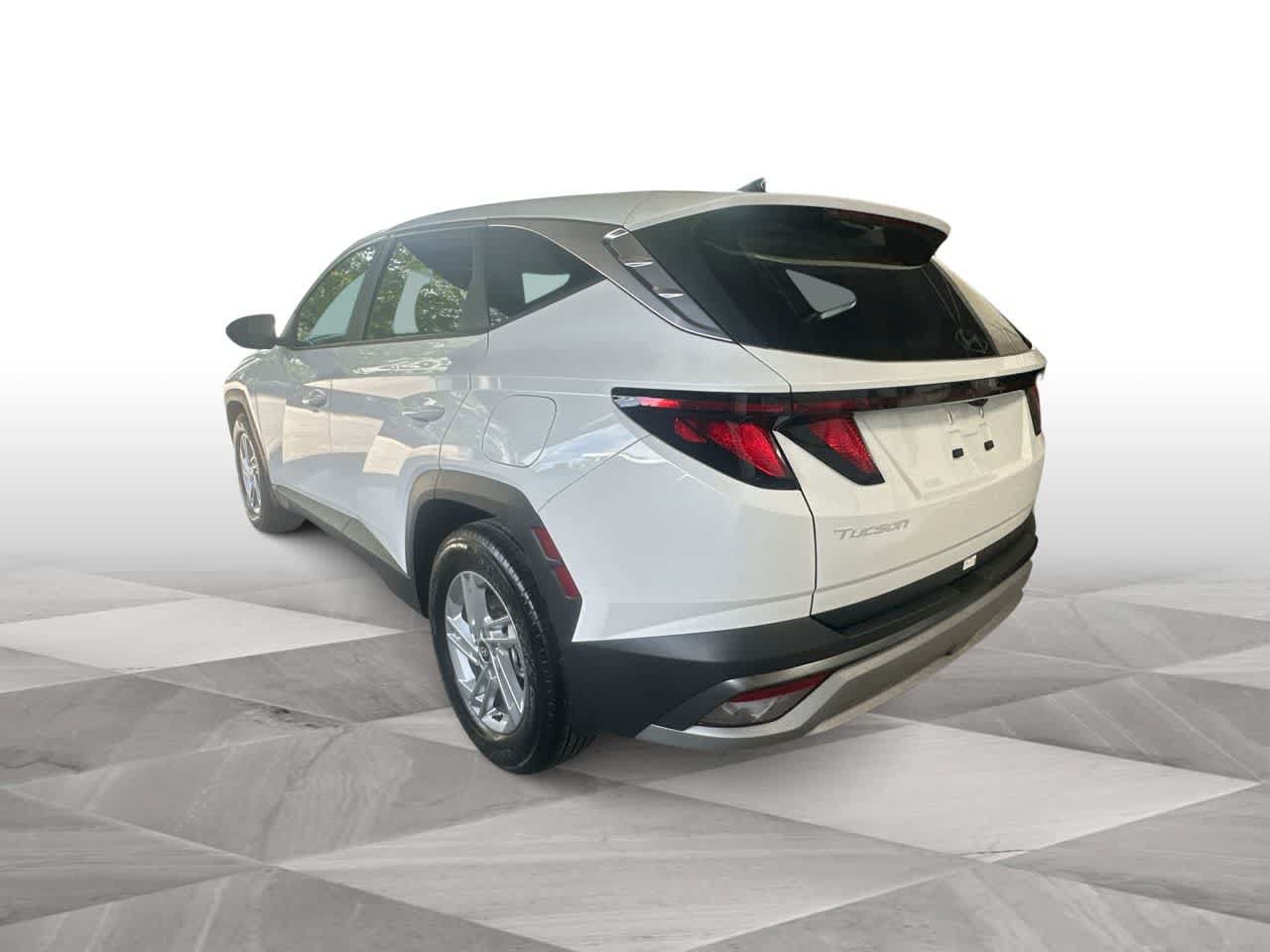 Used 2026 Hyundai Tucson SE FWD image 6