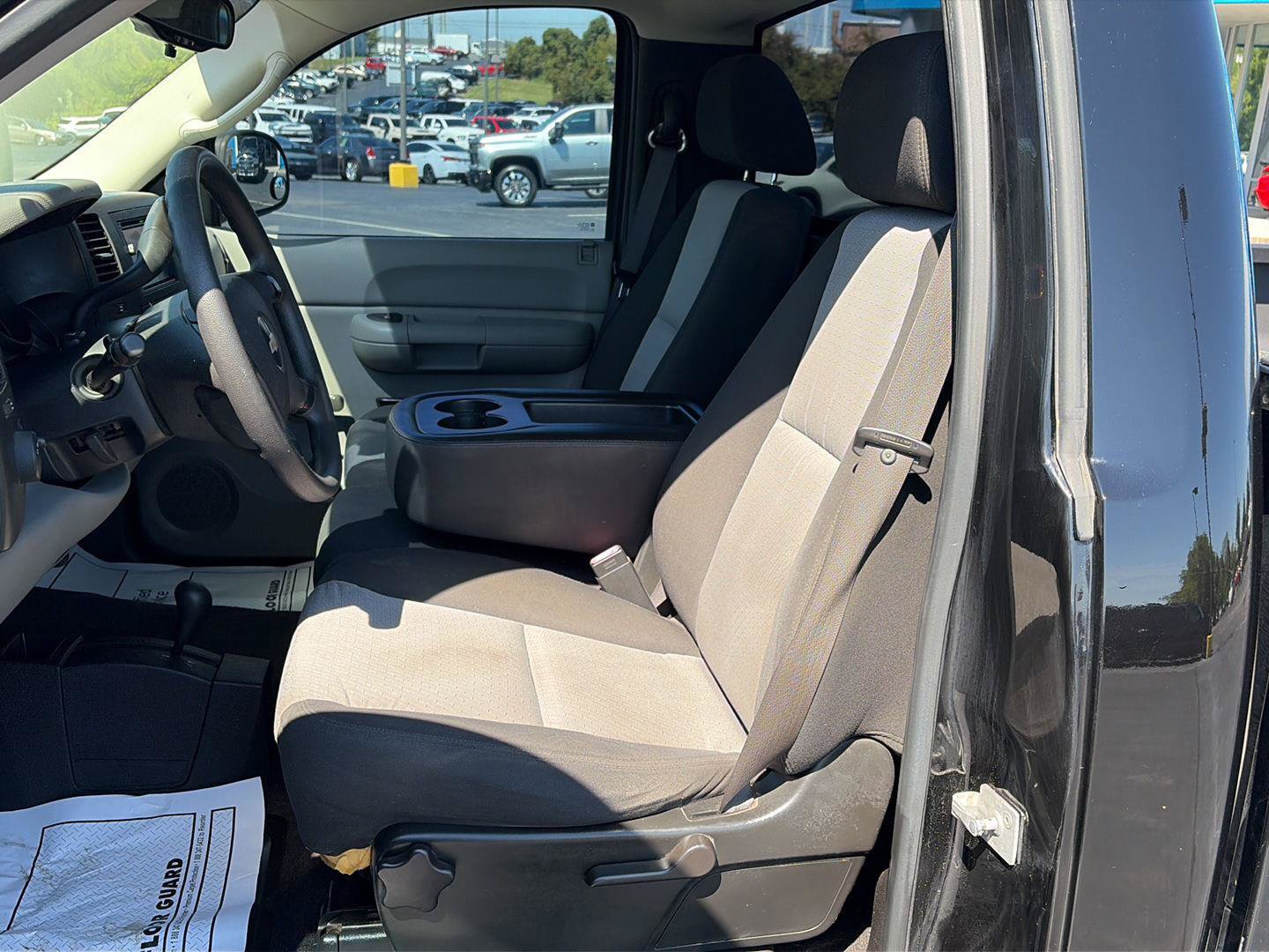 Used 2007 Chevrolet Silverado 1500 W/T AWD/4WD image 11