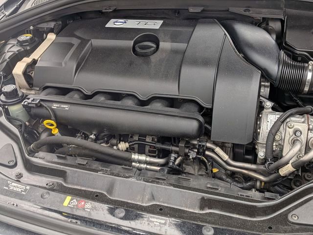 Used 2016 Volvo XC60 T6 Platinum w/ Protection Package AWD/4WD image 40