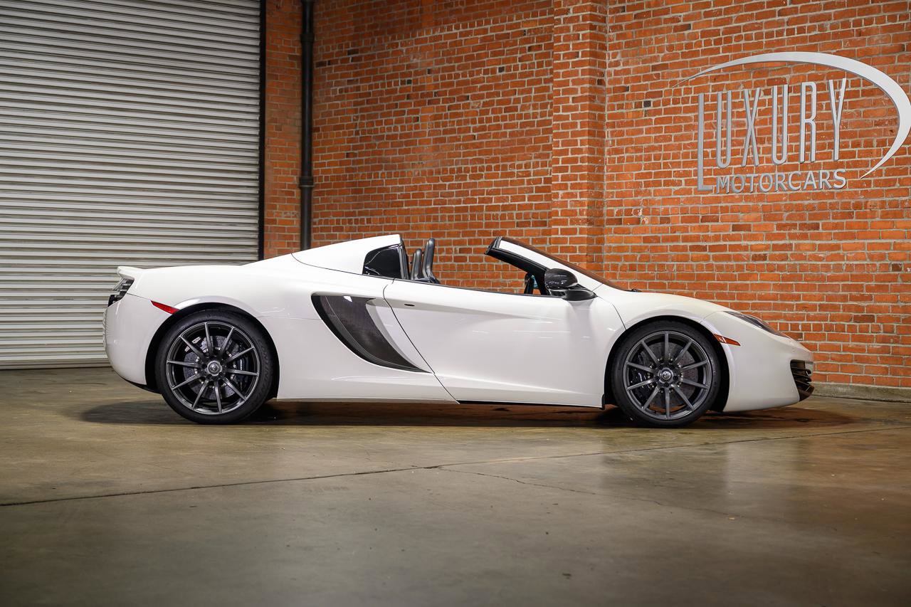 Used 2013 McLaren MP4-12C Spider image 16