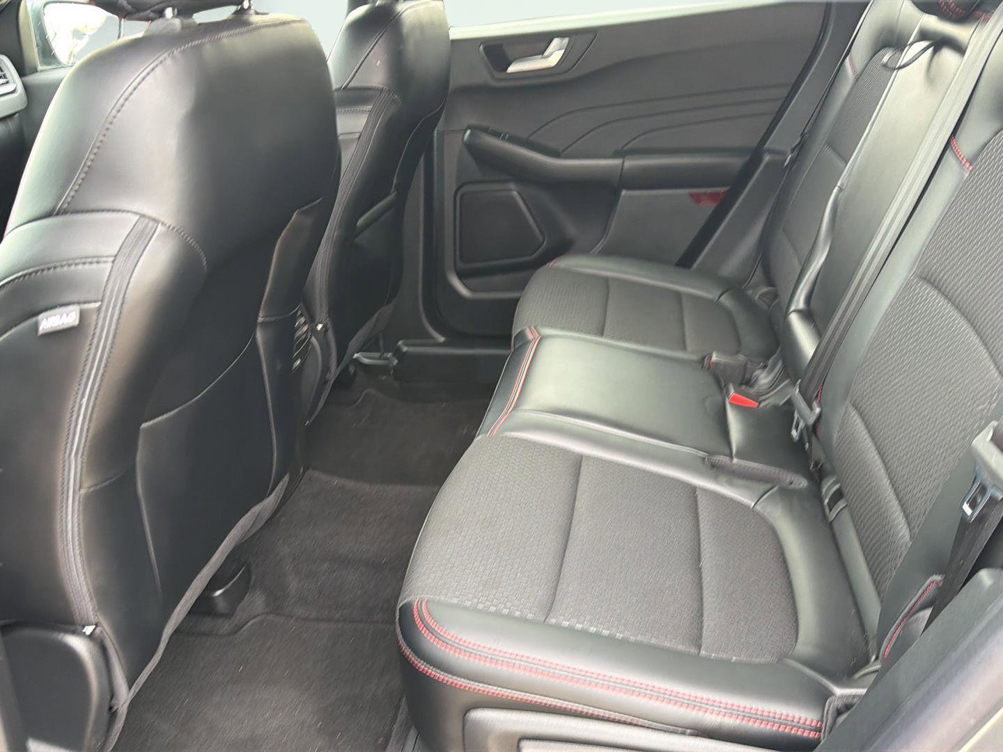 Used 2025 Ford Escape ST-Line image 21