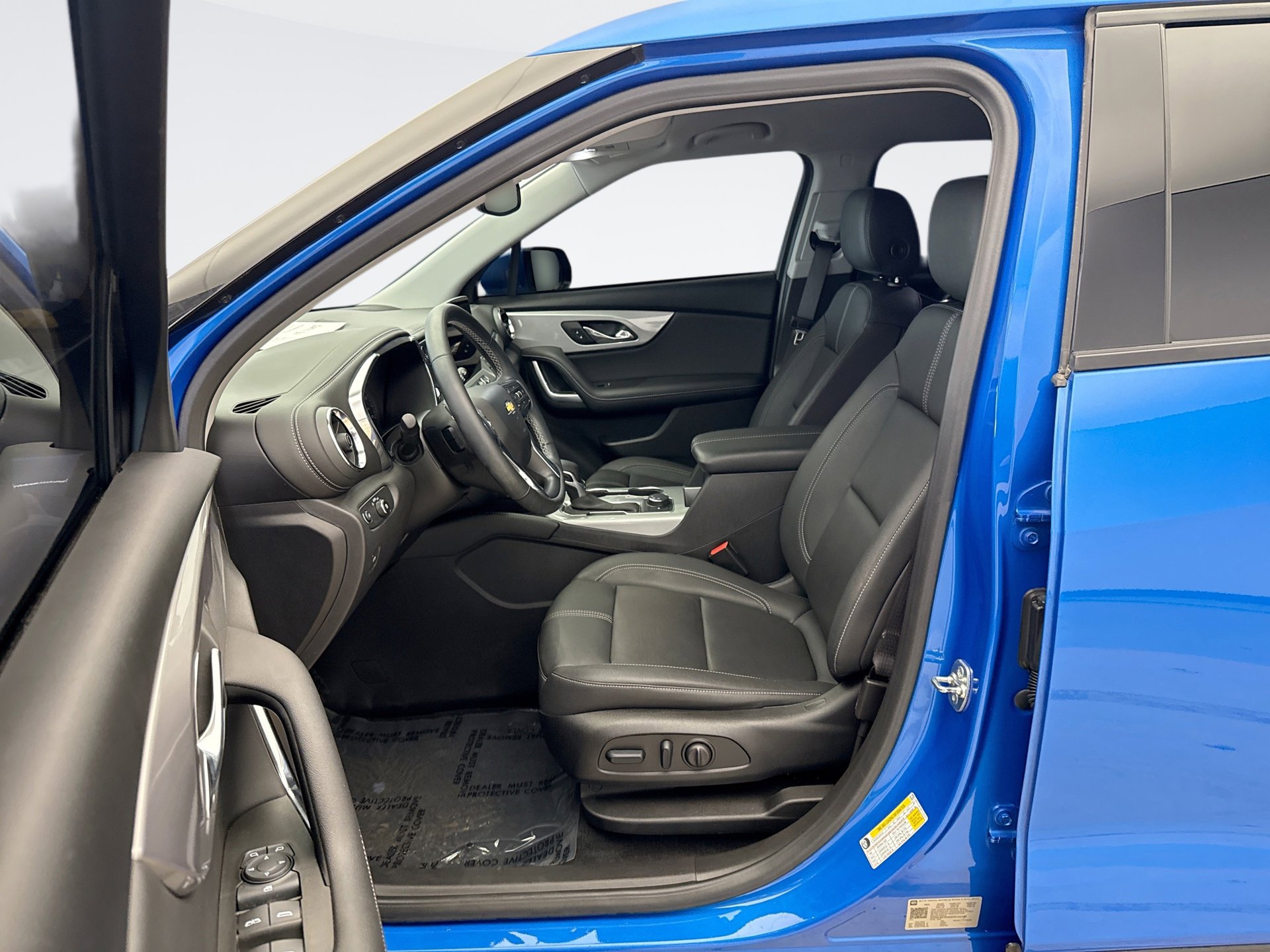 Used 2024 Chevrolet Blazer LT FWD image 10