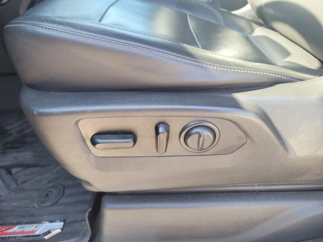 Used 2020 Chevrolet Silverado 1500 RST image 24