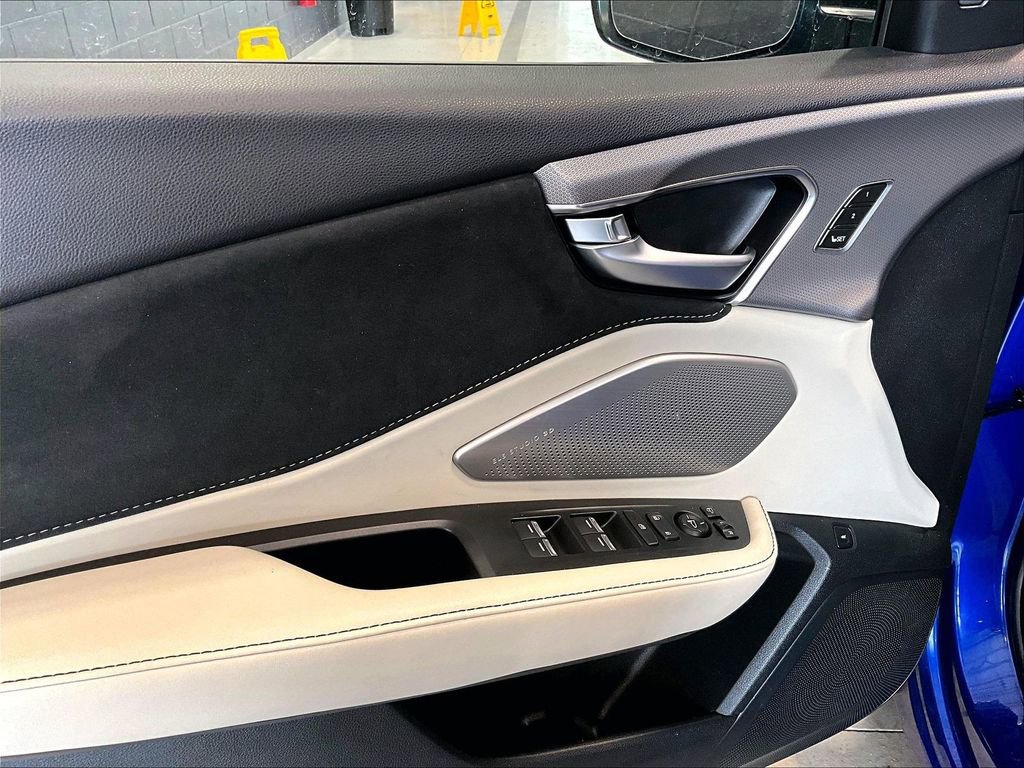 Used 2025 Acura RDX AWD w/ A-Spec & Advance Pkg image 11