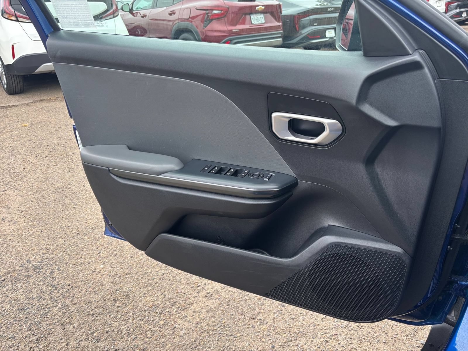 Used 2025 Kia K4 FWD image 18