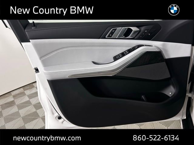 New 2026 BMW X5 xDrive50e w/ Climate Comfort Package image 13