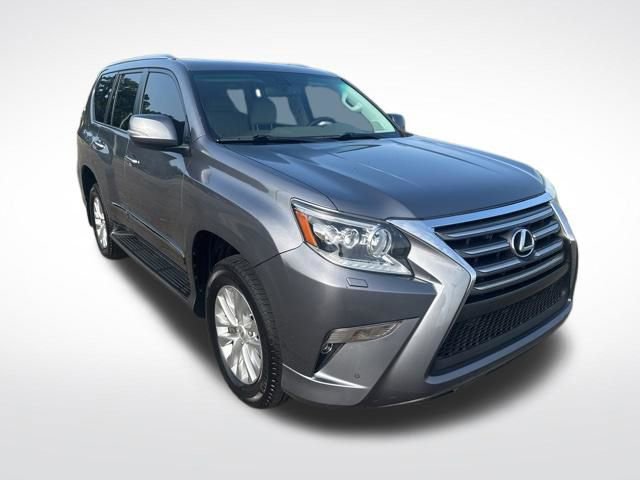 Used 2018 Lexus GX 460 Premium w/ Premium Package AWD/4WD image 3