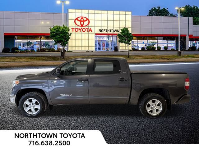 Used 2016 Toyota Tundra SR5 w/ SR5 Upgrade Package image 2