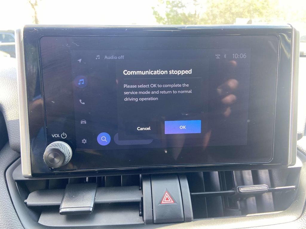 Used 2023 Toyota RAV4 LE image 22