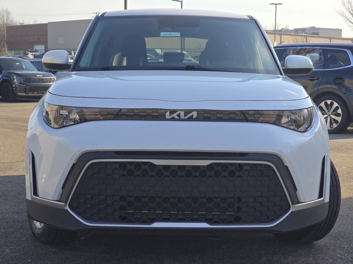 Used 2023 Kia Soul LX w/ LX Technology Package FWD image 9