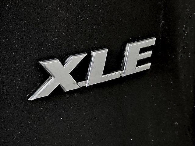 Used 2022 Toyota RAV4 XLE w/ Convenience Package image 33