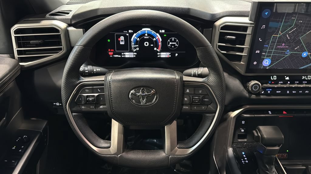 Used 2025 Toyota Tundra Limited AWD/4WD image 16