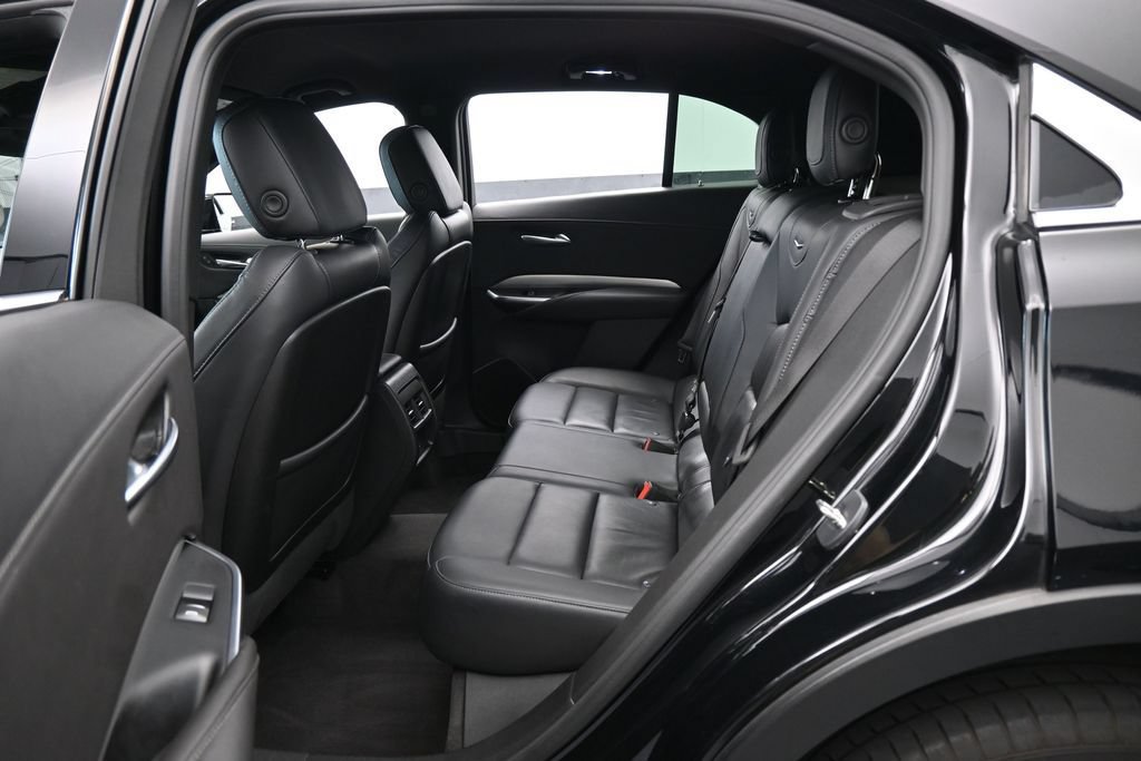 Used 2023 Cadillac XT4 Premium Luxury FWD image 30