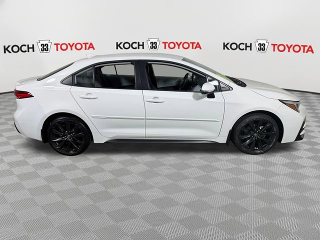 Used 2023 Toyota Corolla SE FWD image 9