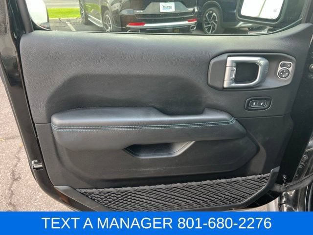 Used 2021 Jeep Wrangler Unlimited Rubicon 4xe w/ Cold Weather Group AWD/4WD image 17