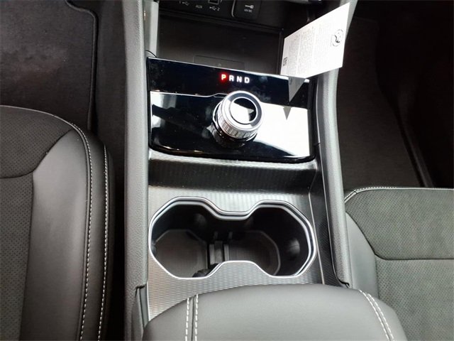 New 2025 Jeep Grand Cherokee L Altitude image 16