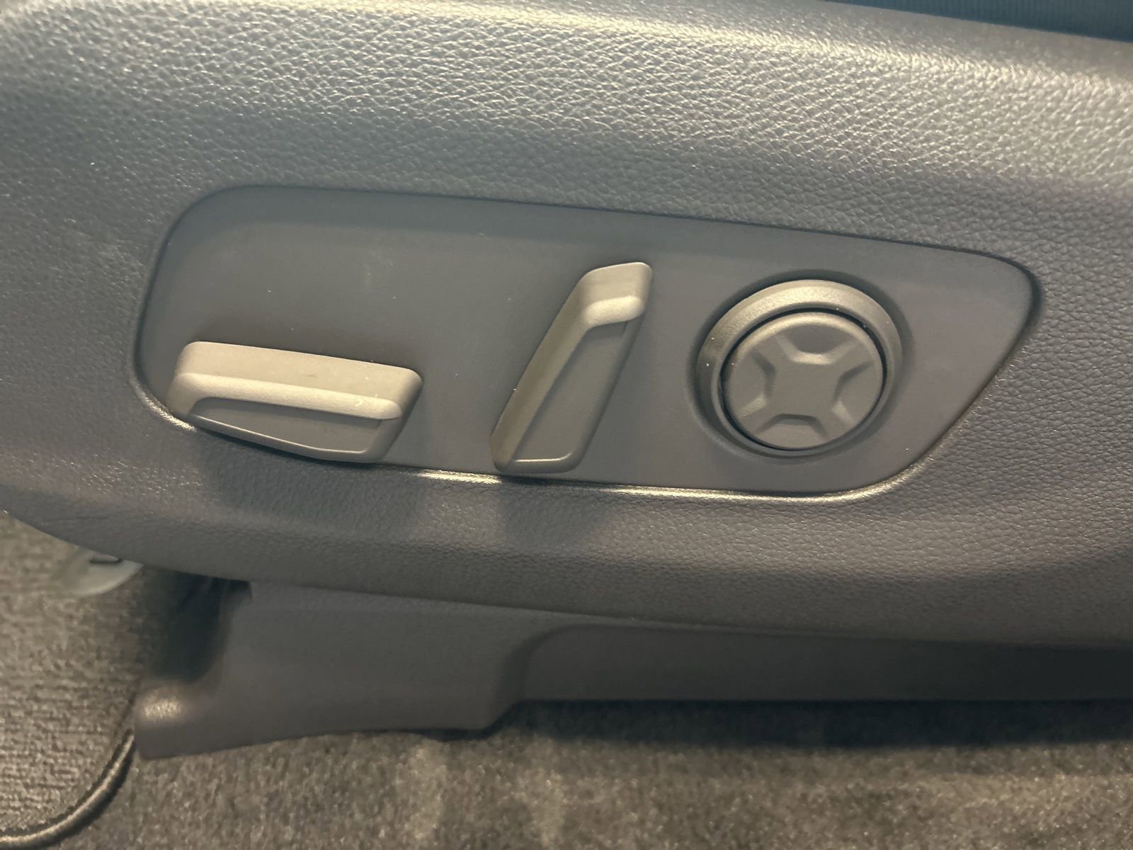 New 2025 Kia Carnival image 19