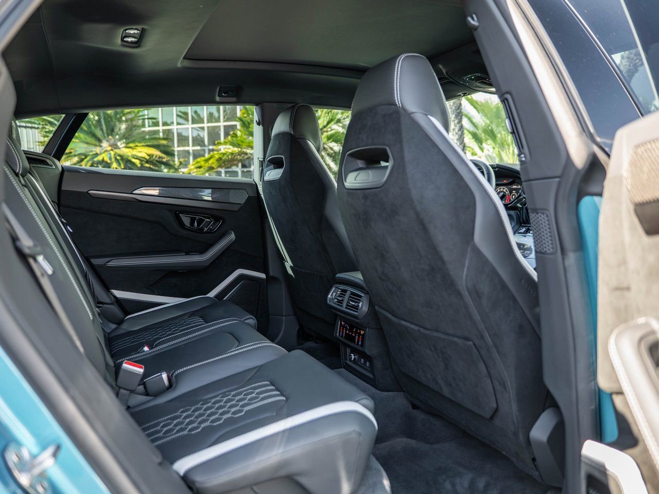 Used 2023 Lamborghini Urus Performante image 31