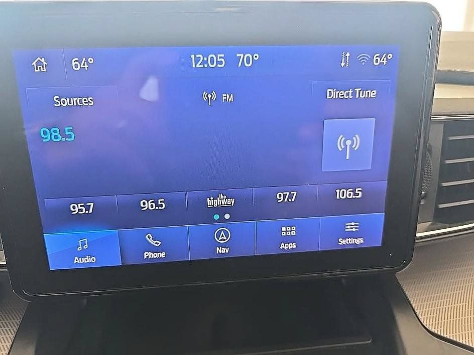 Used 2020 Ford Explorer XLT w/ Equipment Group 202A AWD/4WD image 20