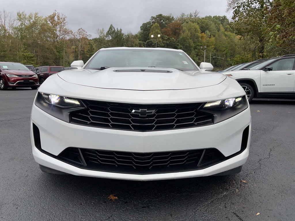 Used 2022 Chevrolet Camaro LT RWD image 2