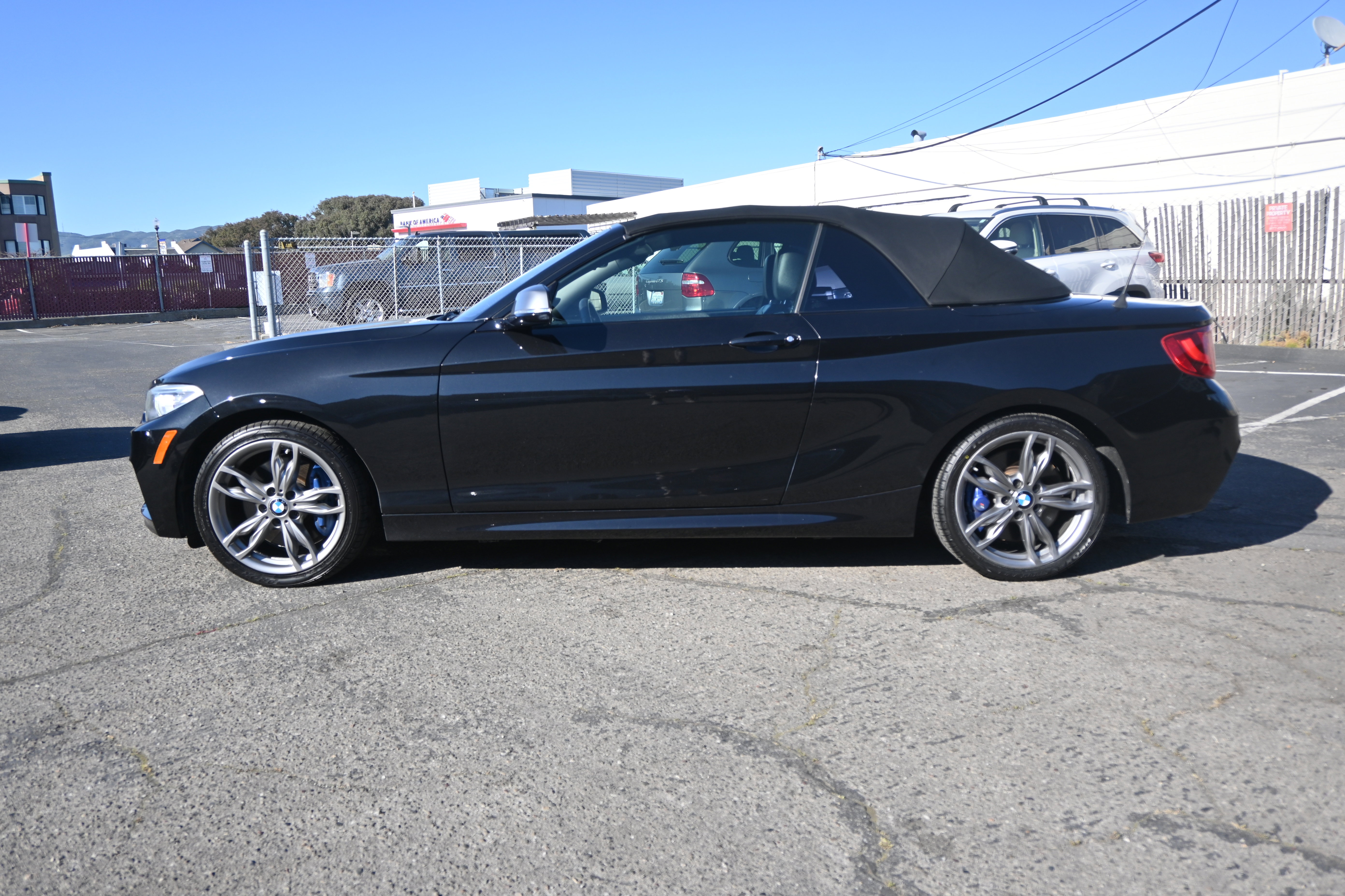 Used 2015 BMW M235i 2dr Conv M235i RWD image 3