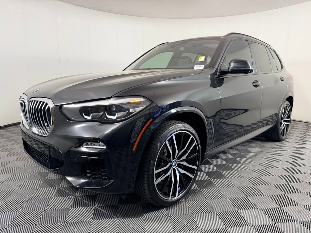 Used 2019 BMW X5 xDrive40i w/ M Sport Package AWD/4WD image 3