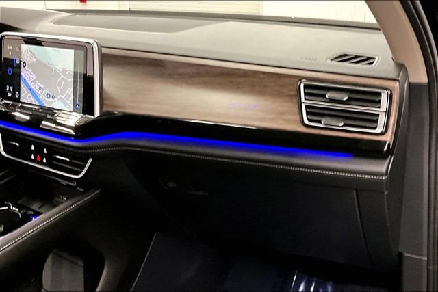 Used 2025 Volkswagen Atlas SEL Premium R-Line image 19