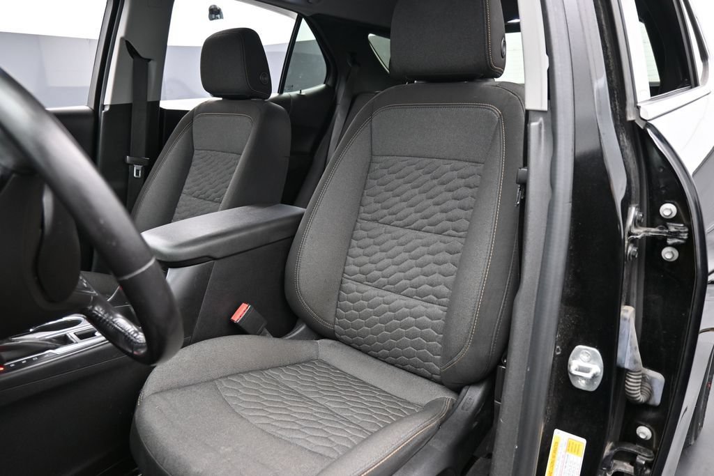 Used 2020 Chevrolet Equinox LT FWD image 21