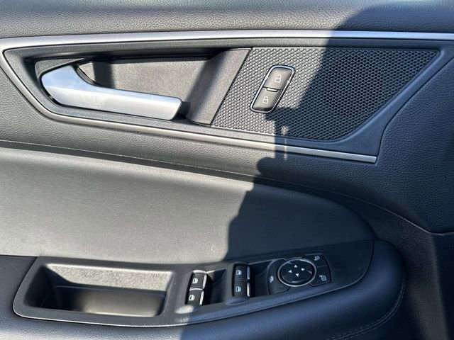 Used 2024 Ford Edge SEL image 24