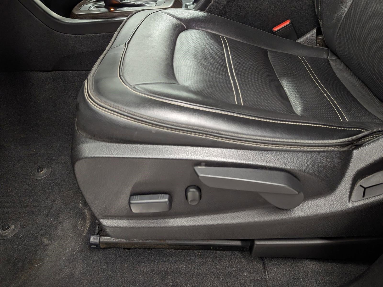 Used 2020 GMC Canyon Denali image 11