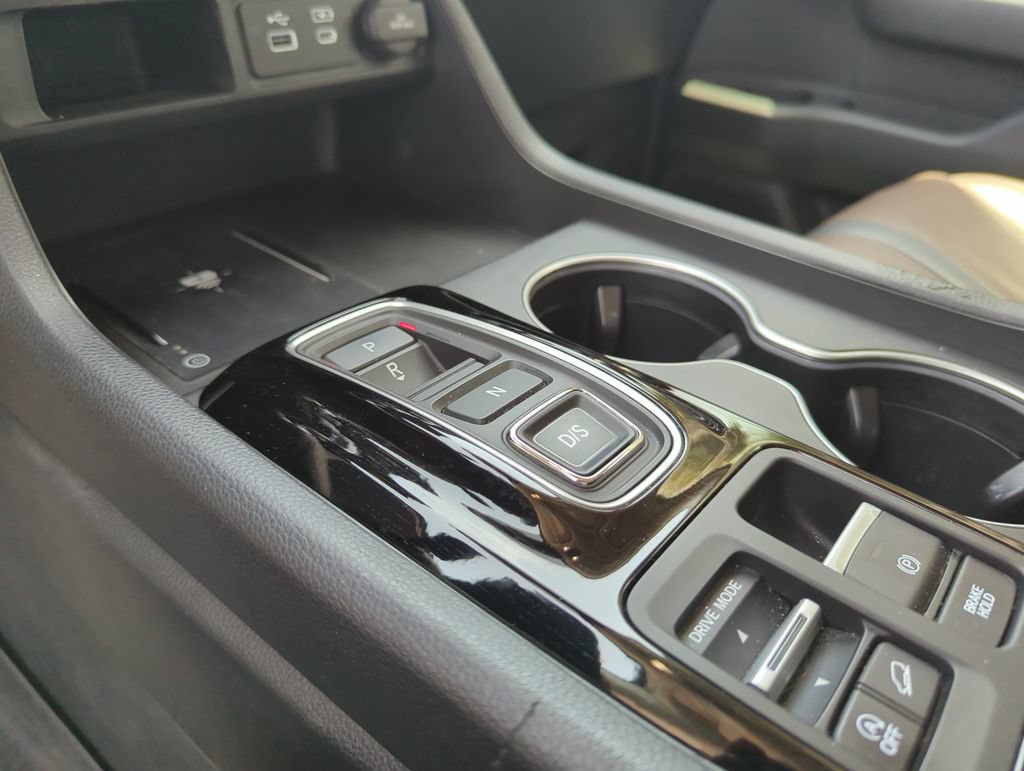 Used 2024 Honda Pilot Elite image 42
