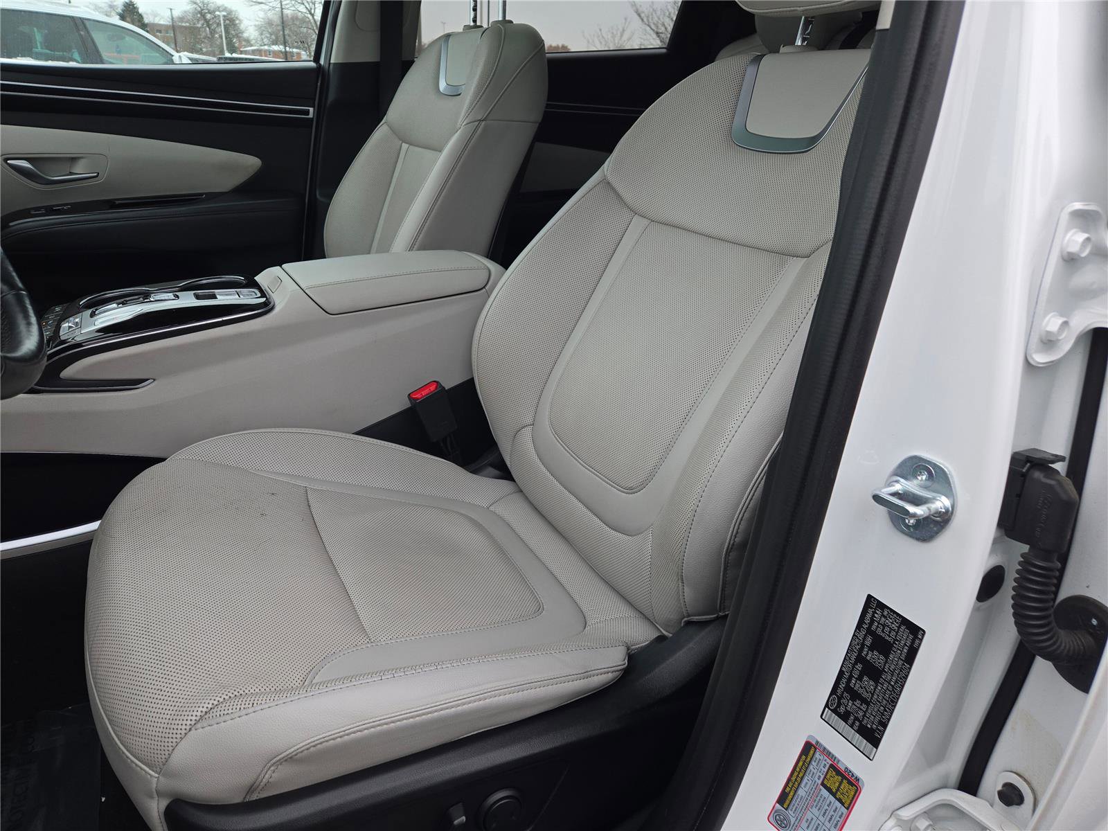 Used 2024 Hyundai Tucson Limited image 28