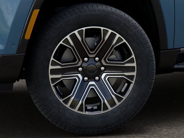 New 2026 Jeep Grand Wagoneer 2WD image 8
