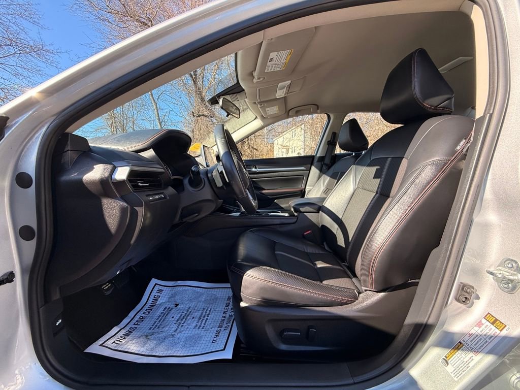 Used 2024 Nissan Altima 2.5 SR image 23