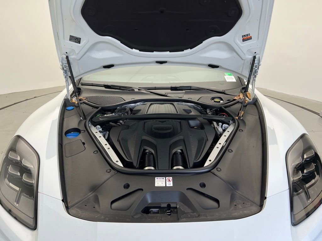 Used 2024 Porsche Panamera image 26