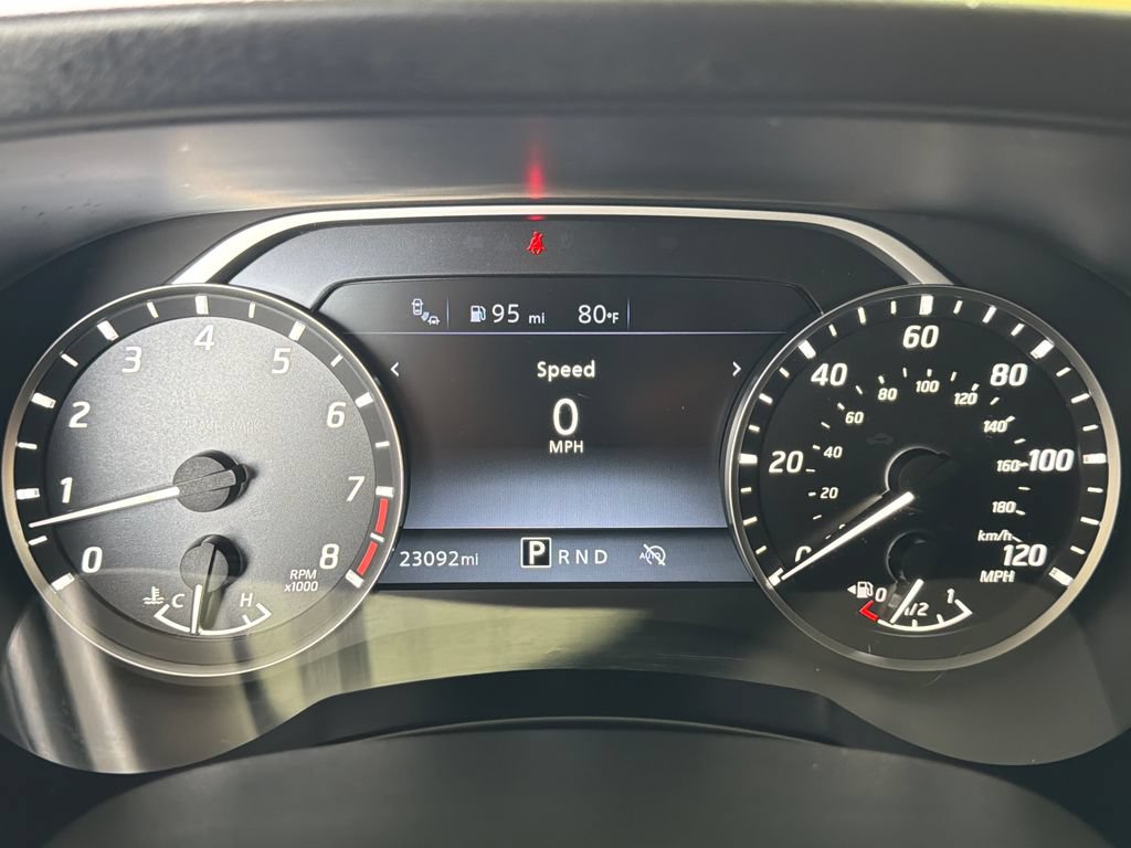 Used 2025 Nissan Frontier SV w/ SV Convenience Package RWD image 23