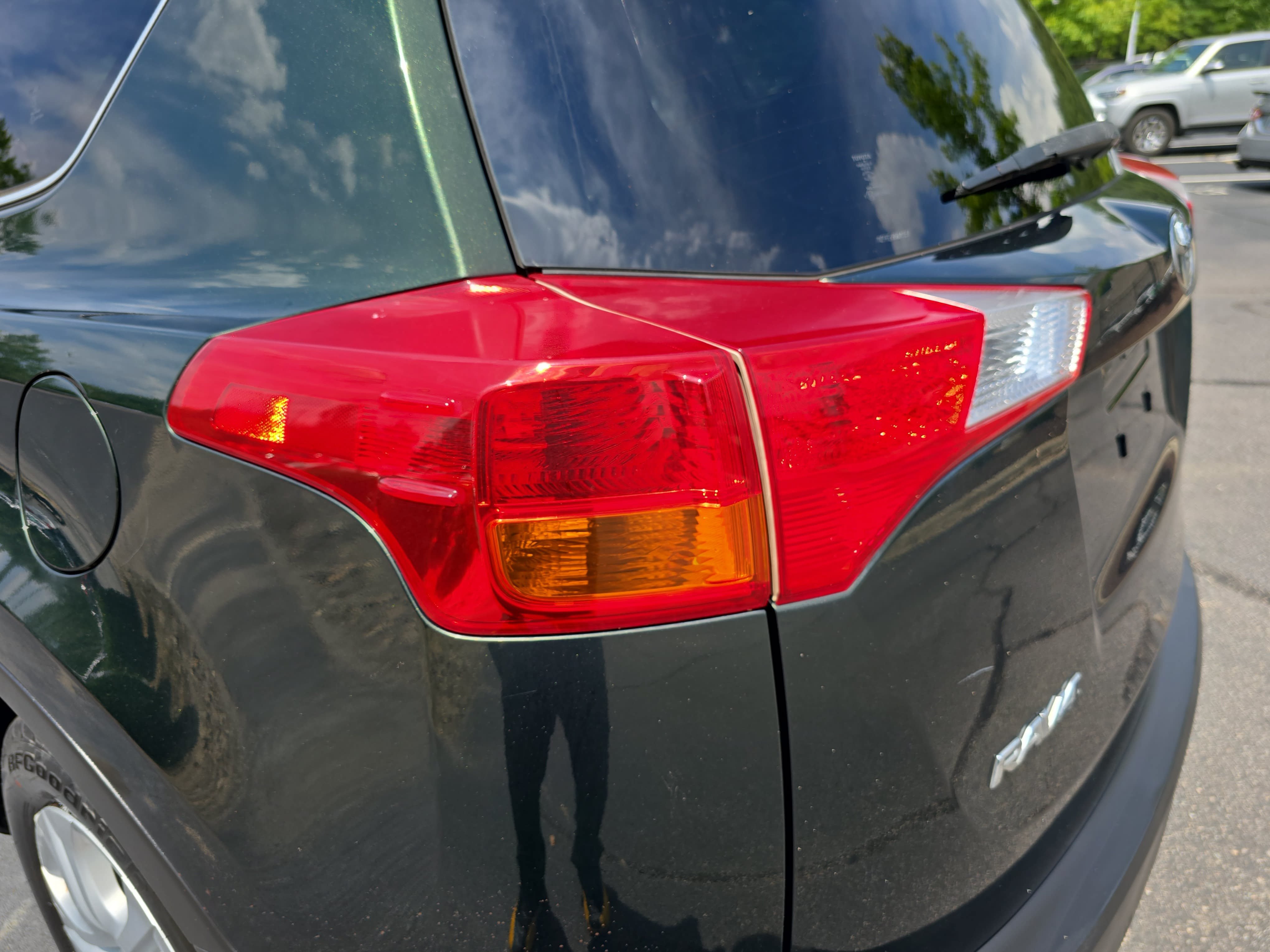 Used 2013 Toyota RAV4 LE FWD image 34