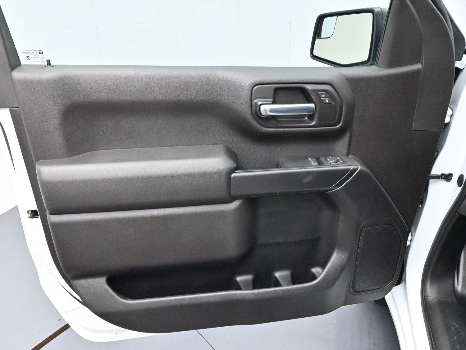 Used 2023 GMC Sierra 1500 Pro w/ Pro Value Package image 9