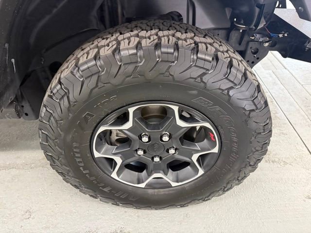 Used 2023 Jeep Wrangler Unlimited Rubicon w/ Cold Weather Group AWD/4WD image 5