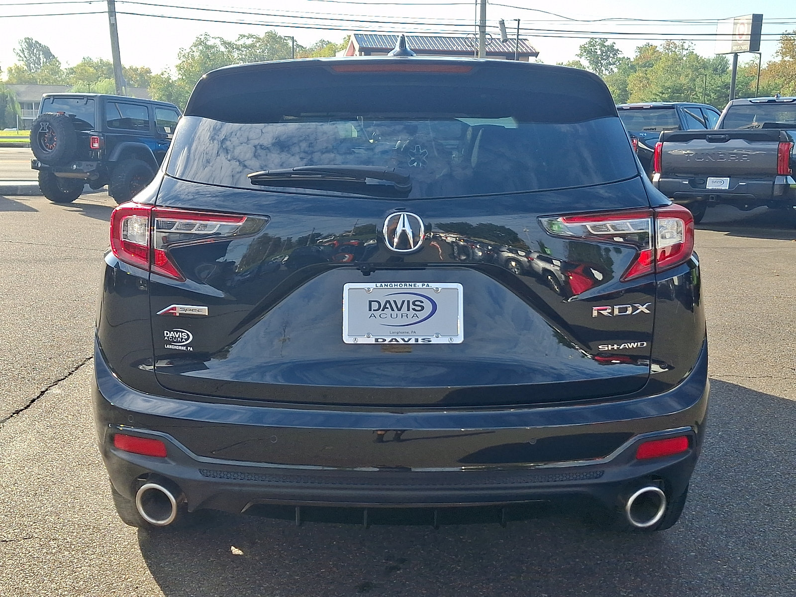 Certified 2025 Acura RDX w/ Advance Package AWD/4WD image 5
