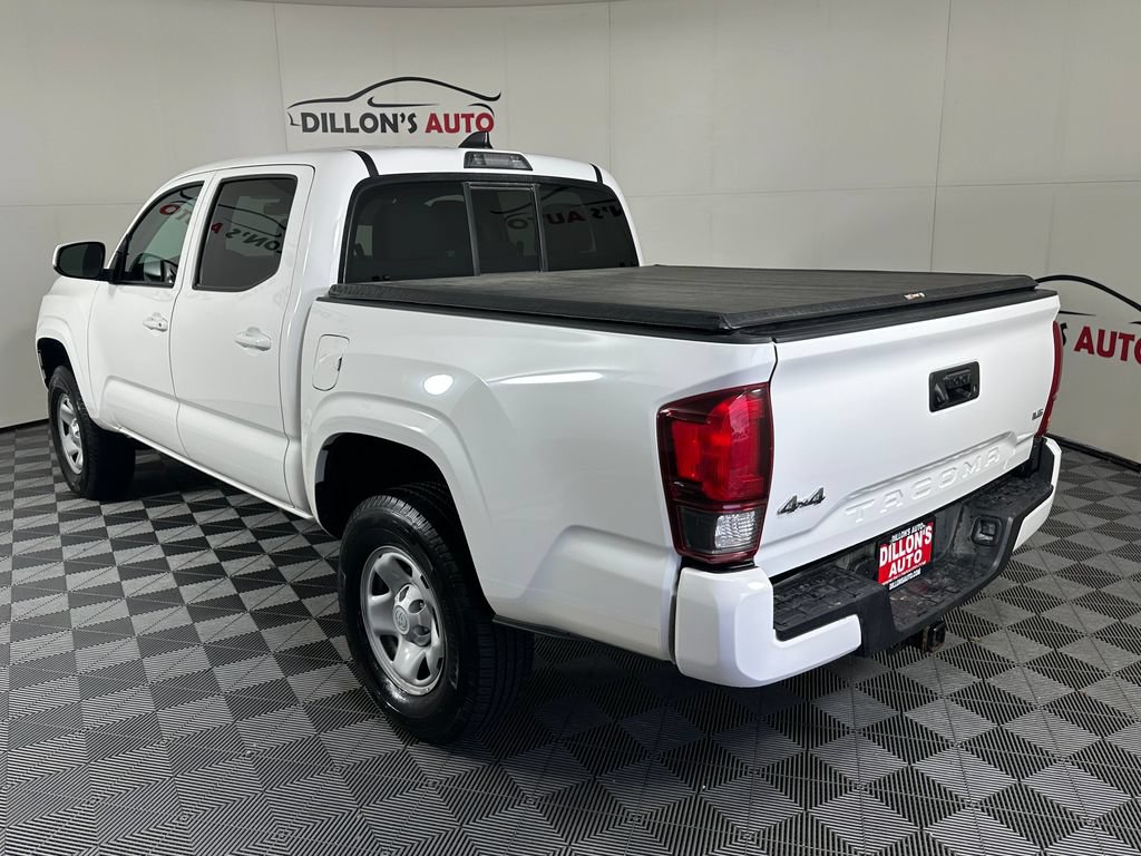 Used 2022 Toyota Tacoma SR AWD/4WD image 4
