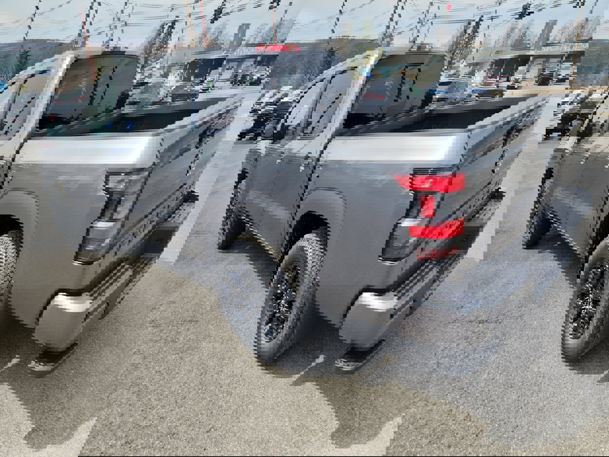 New 2026 Nissan Frontier SV image 6