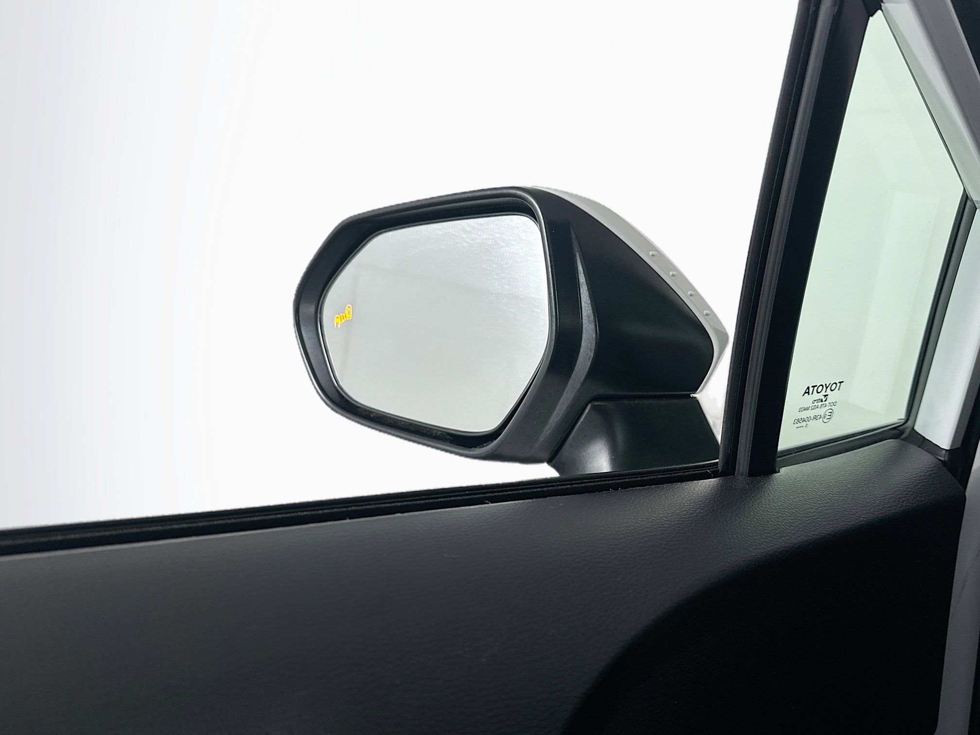 Used 2026 Toyota Corolla LE FWD image 16