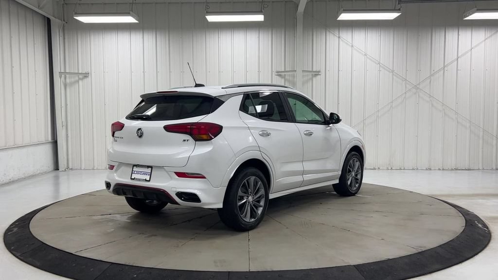 Used 2023 Buick Encore GX Select w/ Sport Touring Package AWD/4WD image 8