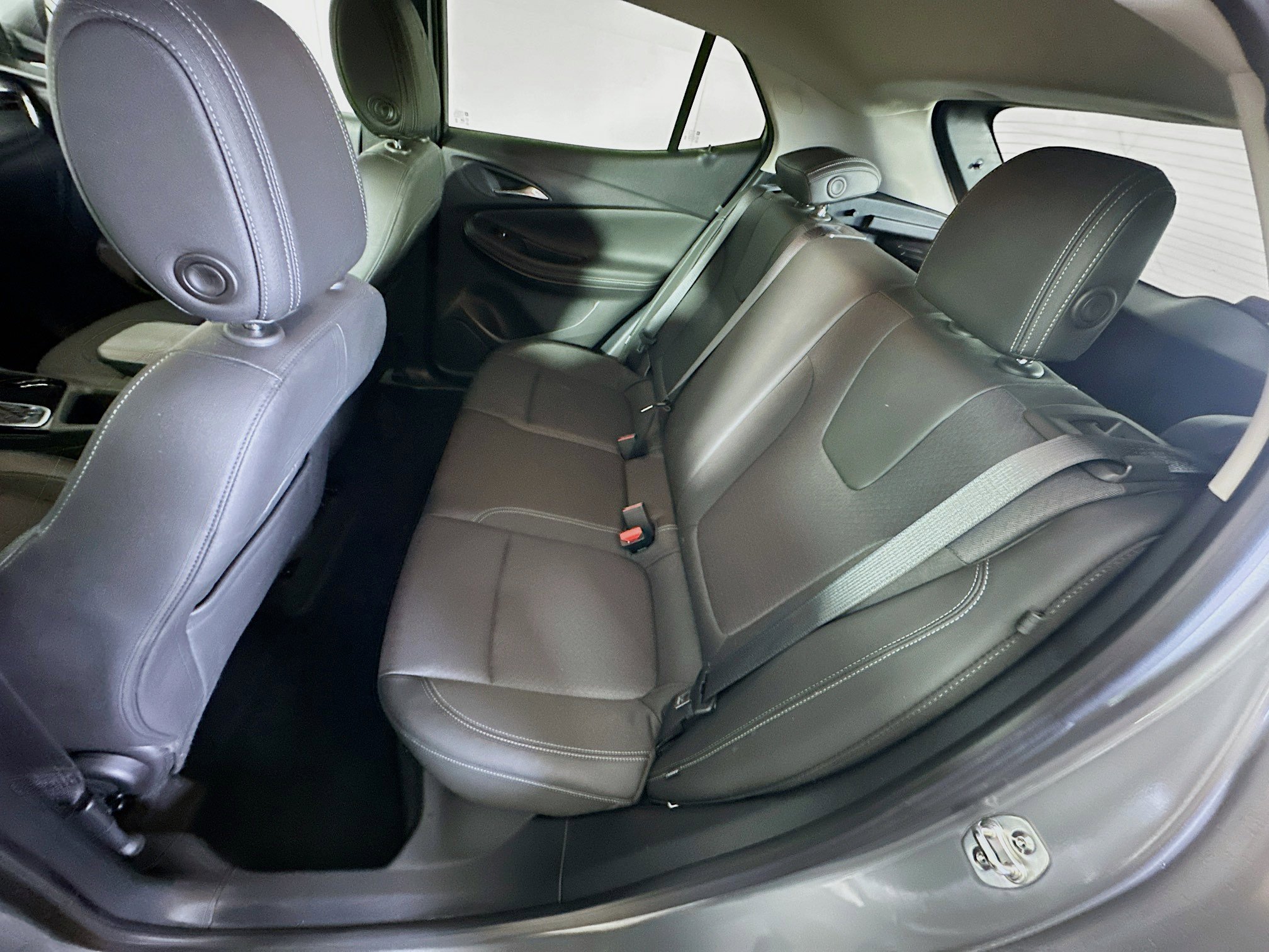 Used 2025 Buick Encore GX Preferred image 26