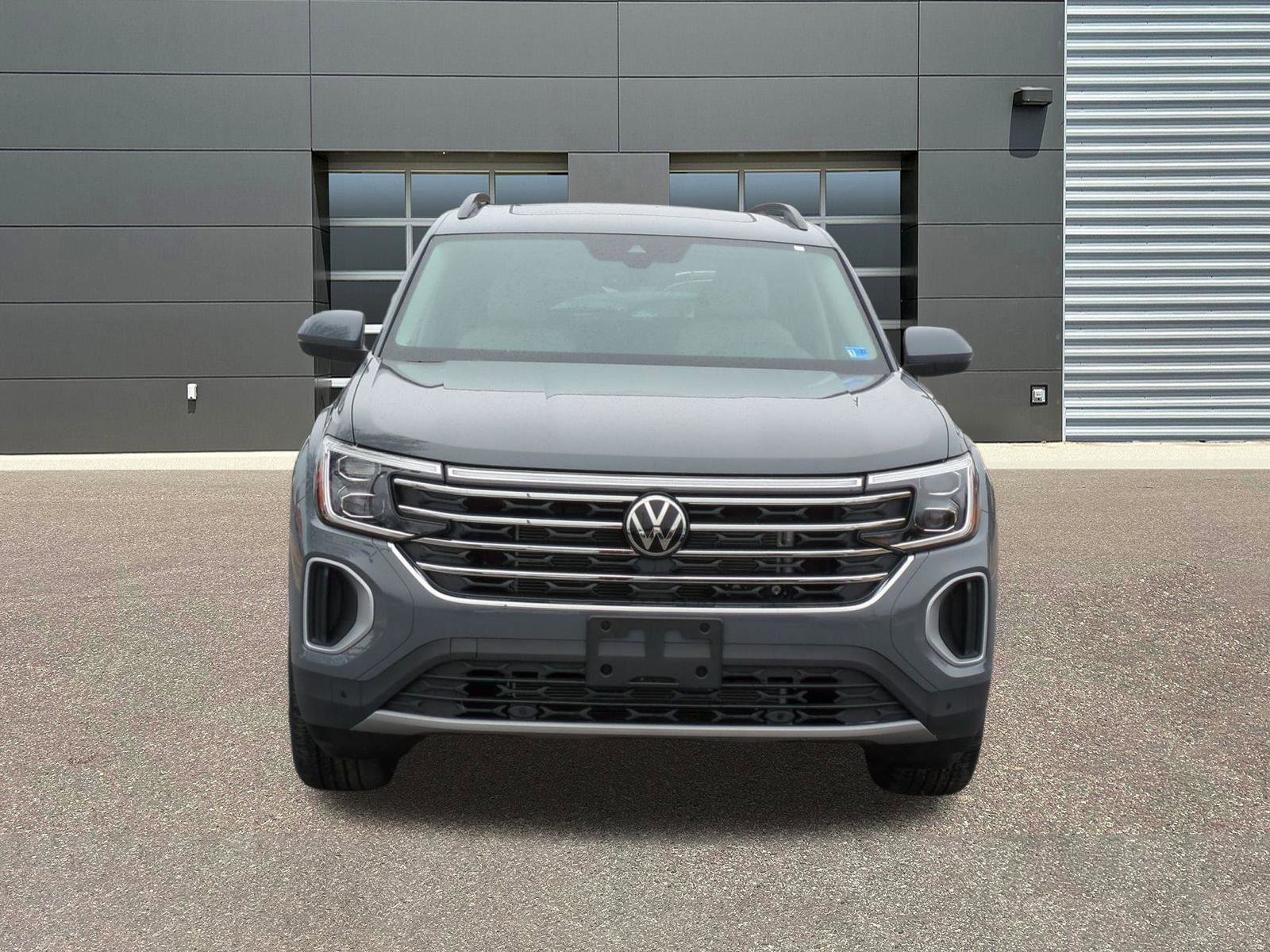 New 2026 Volkswagen Atlas SE AWD/4WD image 2